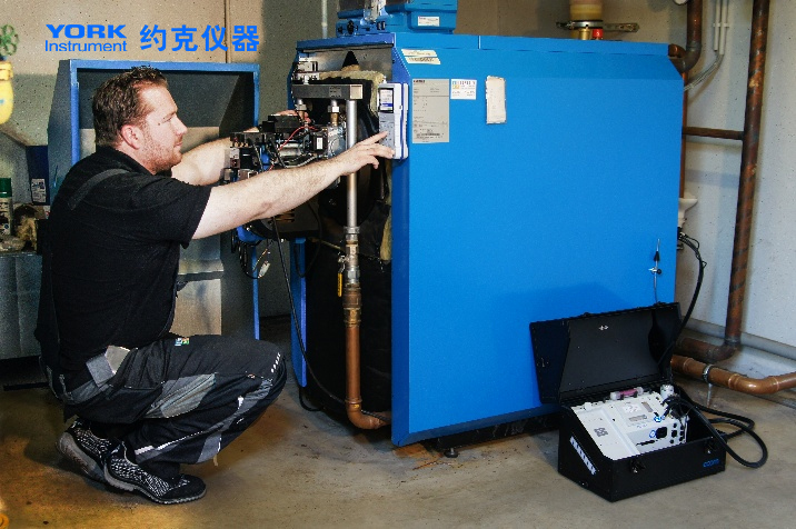 推荐德国ecom J2KN便携式烟气分析仪，用于污染源废气现场监测